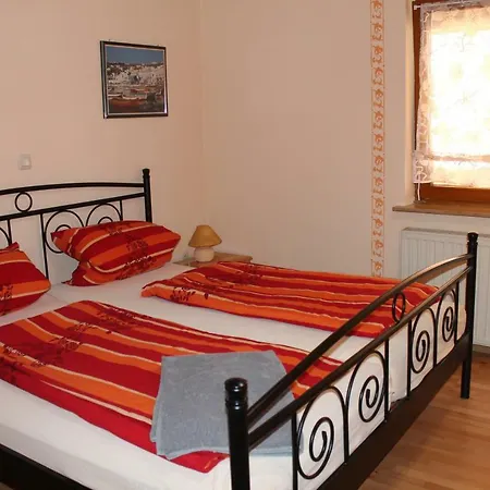 Ferienwohnung Rosi - Lerche Ebensfeld